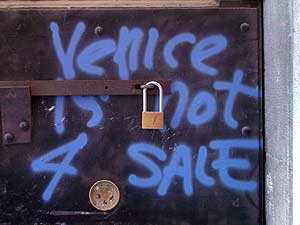 Graffiti in Venice's Castella district